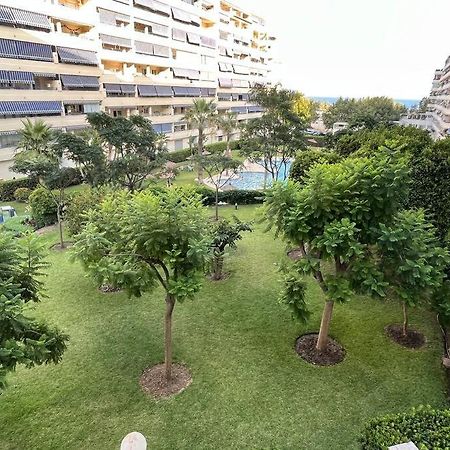 Marbella Piso En Casco Junto A Playa Piscina In Summer Season ภายนอก รูปภาพ